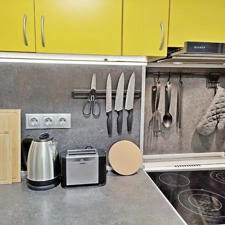 Апартамент 2bdr With Parking For 4 People