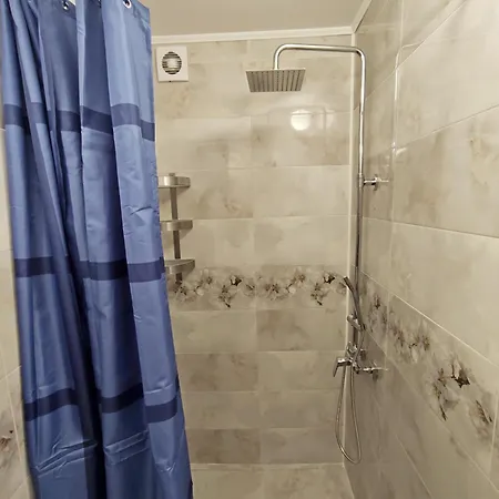 Апартамент 2bdr With Parking For 4 People София