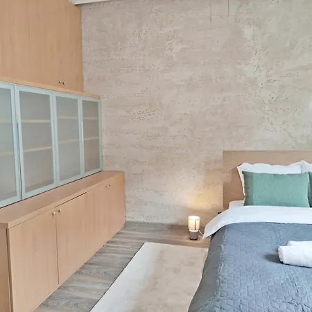 2bdr With Parking For 4 People * София