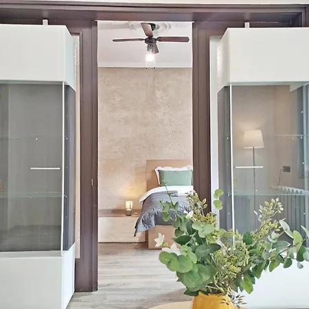 Апартамент 2bdr With Parking For 4 People