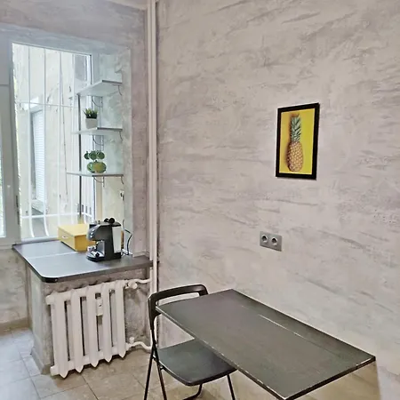 Апартамент 2bdr With Parking For 4 People