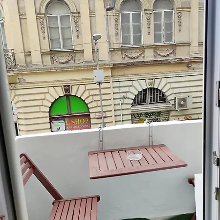 2bdr With Parking For 4 People Апартамент *